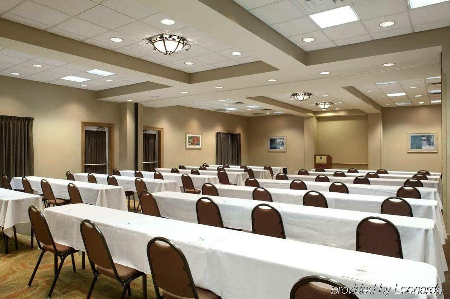 Embassy Suites Orlando - Airport Exterior foto